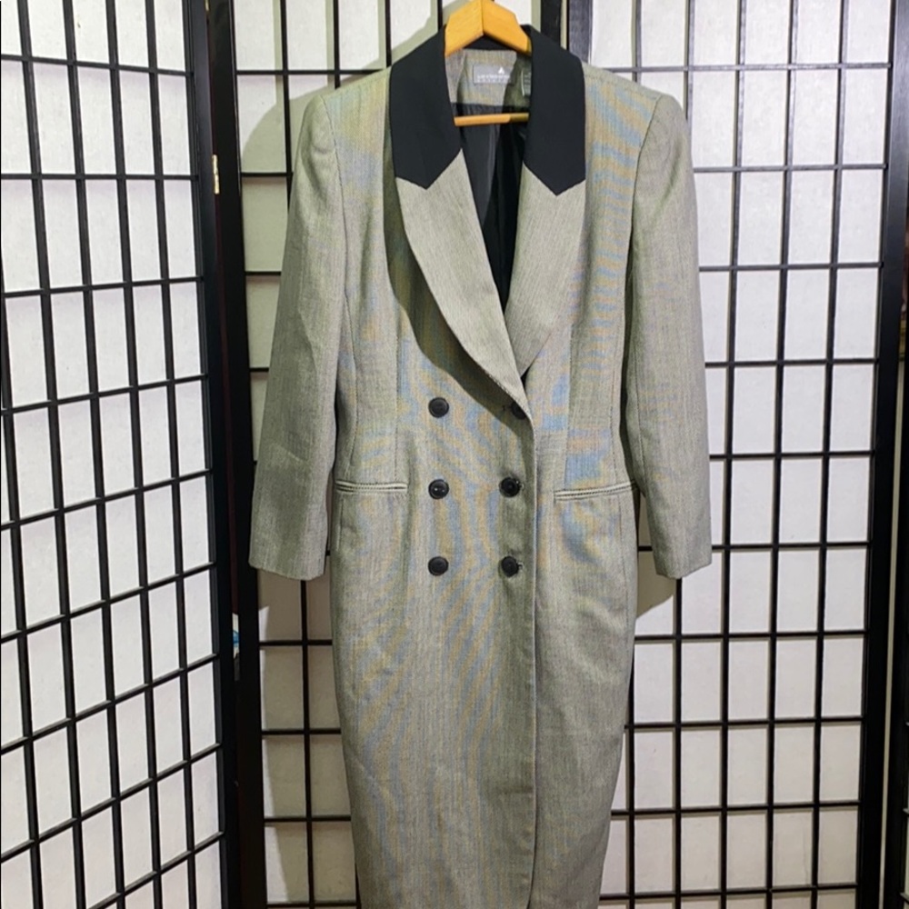 🌹Liz Claiborne Long Coat Size 10-NWOT🌹